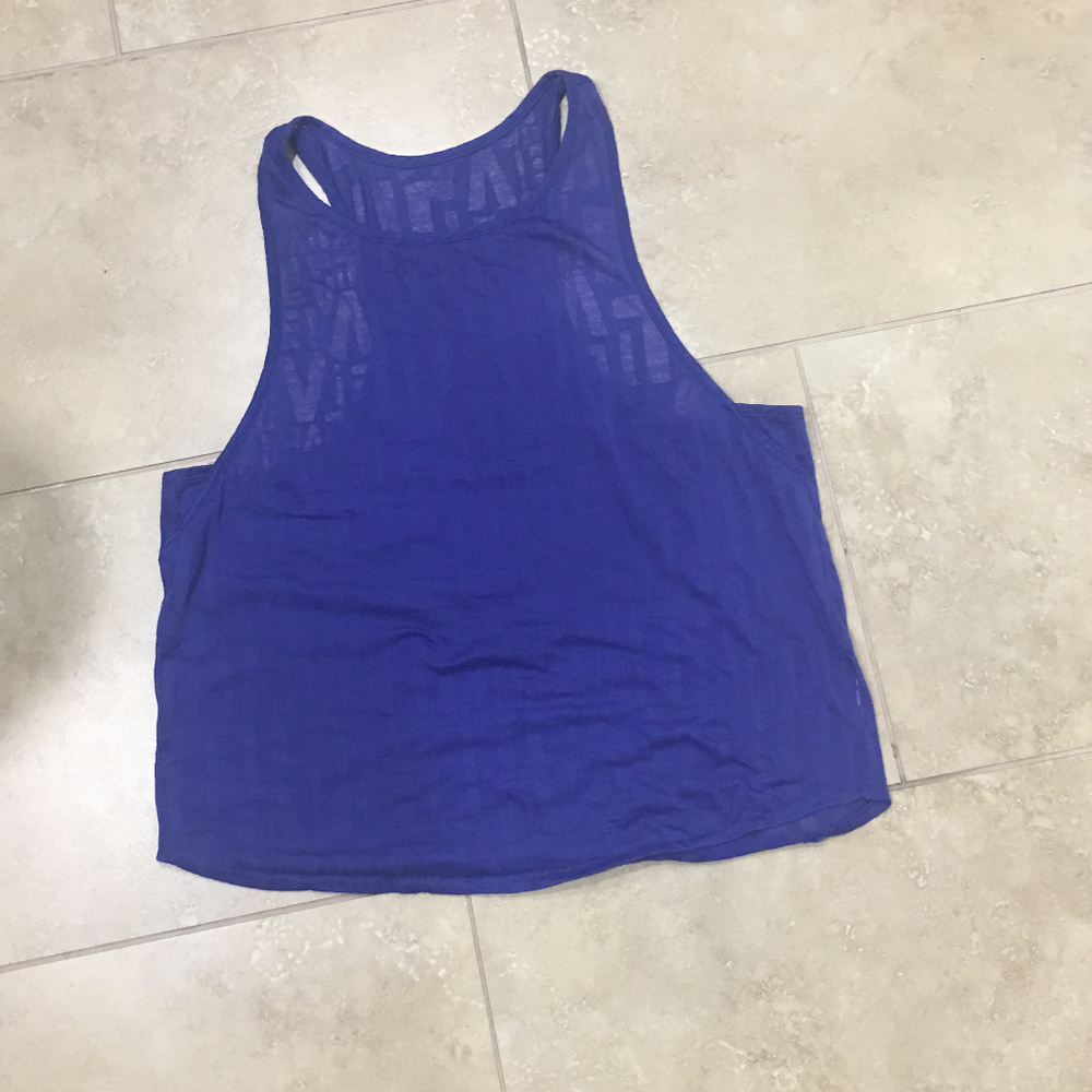 Women's LIVE! workout tank.